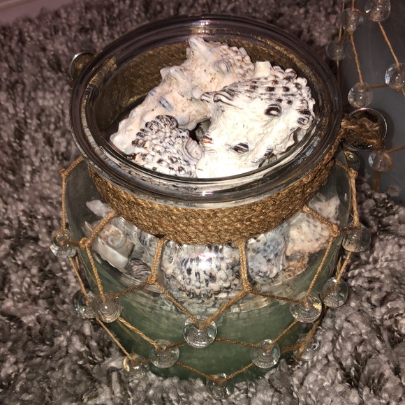 Decorative jars w| sea shells - Picture 10 of 12